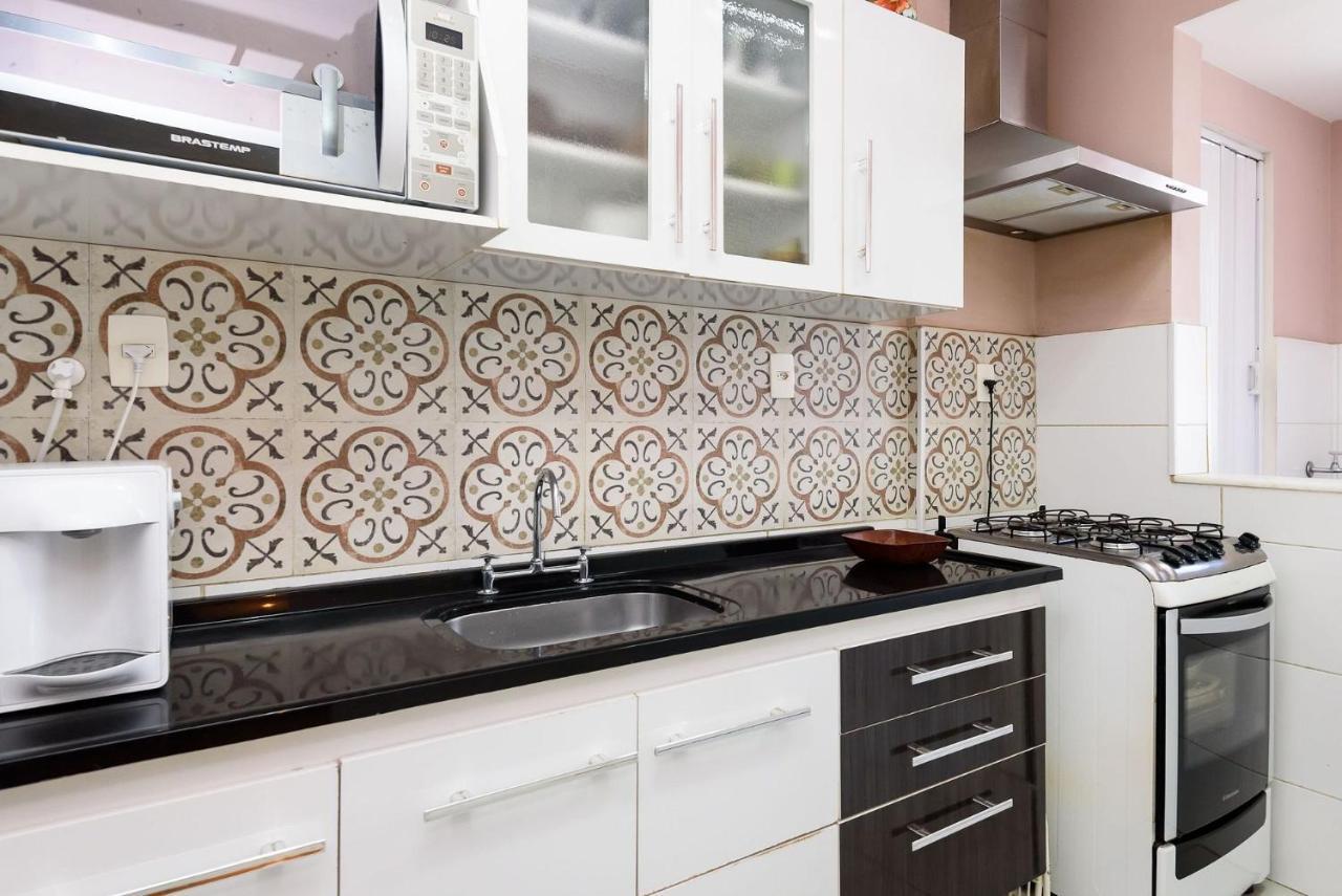 Omar Do Rio - Hg 904 Espaçoso Qto&sala, Internet 240mbps, Smart Tv, Próximo Ao Famoso Pavão Azul, A De Copacabana E Do Metrô