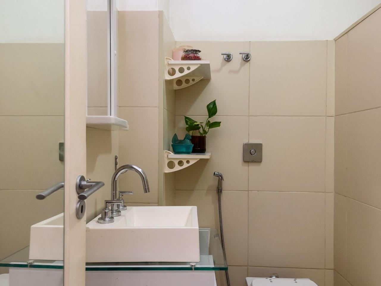Appartement Omar Do Rio - Hg 904 Espaçoso Qto&sala, Internet 240mbps, Smart Tv, Próximo Ao Famoso Pavão Azul, A De Copacabana E Do Metrô